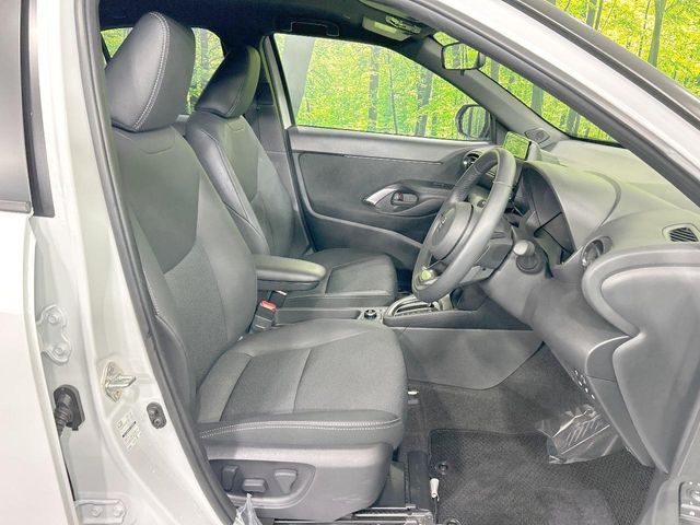 TOYOTA YARIS CROSS HYBRID 2025 Image 31