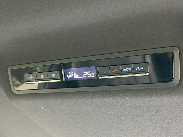 TOYOTA VOXY 4WD 2025 Image 31