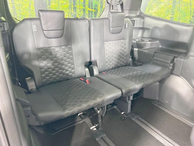 TOYOTA VOXY 4WD 2025 Image 31