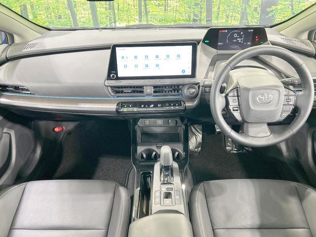 TOYOTA PRIUS 4WD 2023 Image 31