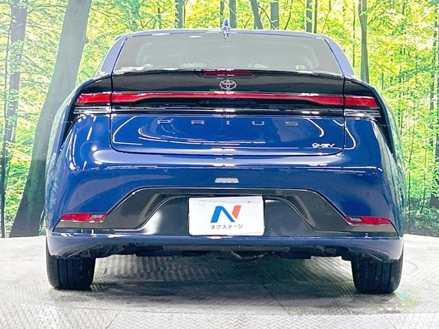 TOYOTA PRIUS 4WD 2023 Image 31