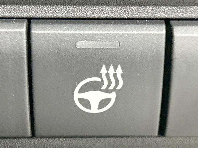 TOYOTA YARIS CROSS HYBRID 2025 Image 31