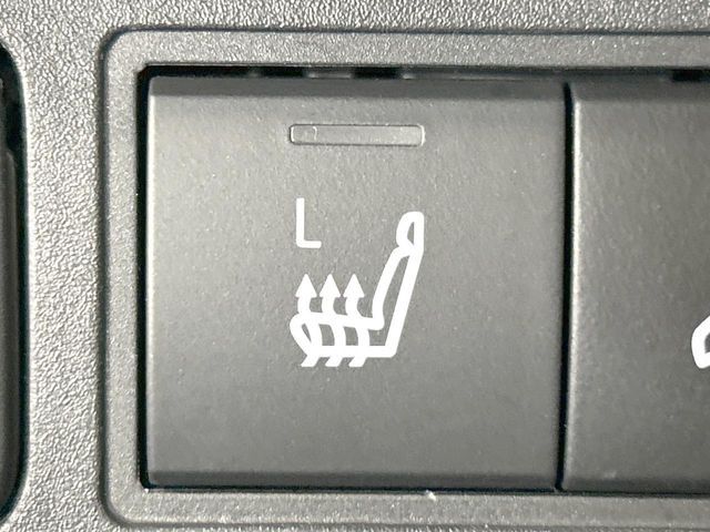 TOYOTA YARIS CROSS HYBRID 2025 Image 31