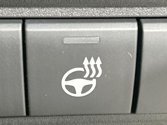 TOYOTA YARIS CROSS HYBRID 2025 Image 31