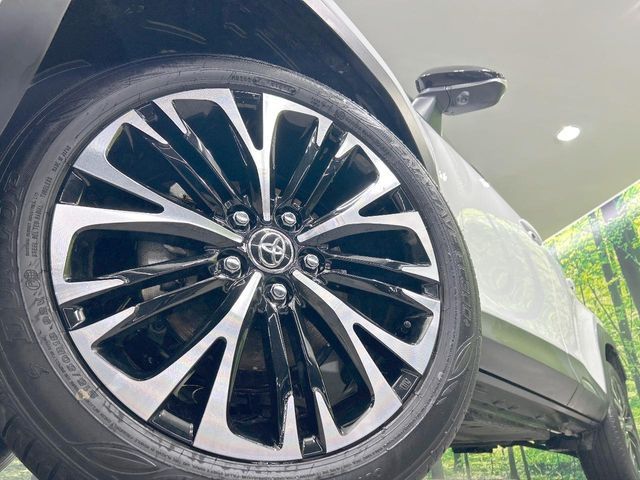 TOYOTA YARIS CROSS HYBRID 2025 Image 31