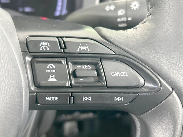 TOYOTA YARIS CROSS HYBRID 2025 Image 31