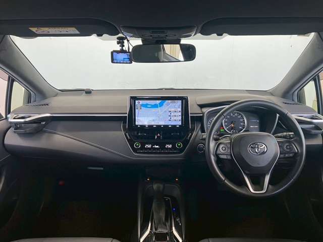 TOYOTA COROLLA SPORT HYBRID 2018 Image 31