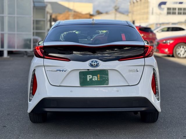 TOYOTA PRIUS PHV 2020 Image 31