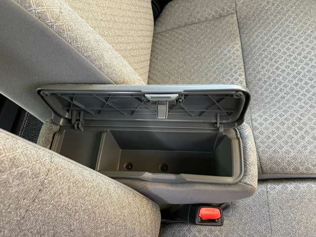 DAIHATSU TANTO 2025 Image 31