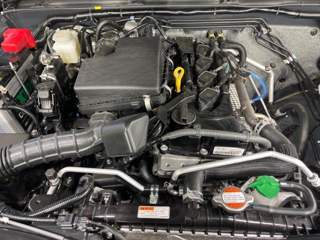 SUZUKI JIMNY NOMADE 2025 Image 31