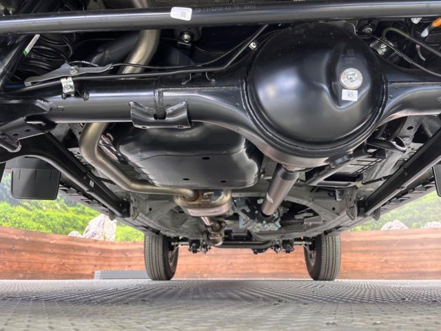 SUZUKI JIMNY NOMADE 2025 Image 31