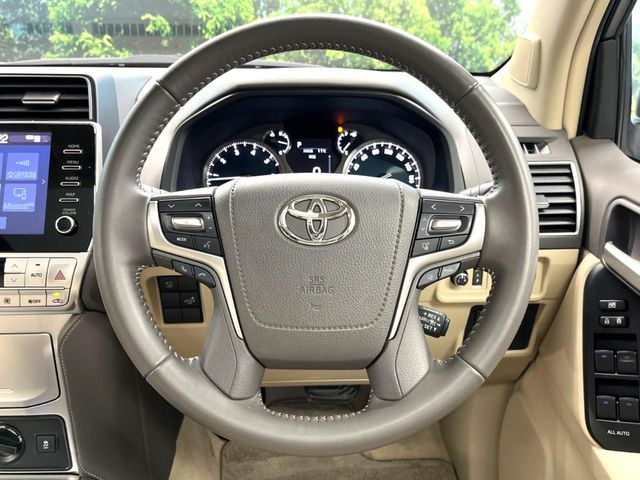 TOYOTA LANDCRUISER PRADO 2023 Image 31