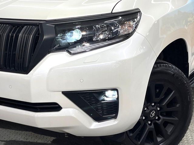 TOYOTA LANDCRUISER PRADO 2023 Image 31