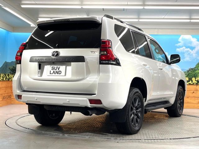 TOYOTA LANDCRUISER PRADO 2023 Image 31