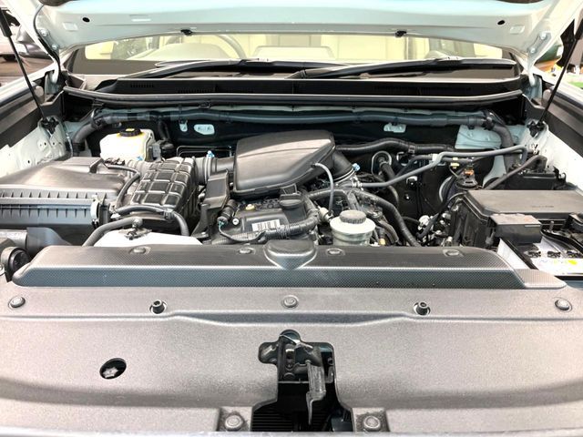 TOYOTA LANDCRUISER PRADO 2023 Image 31