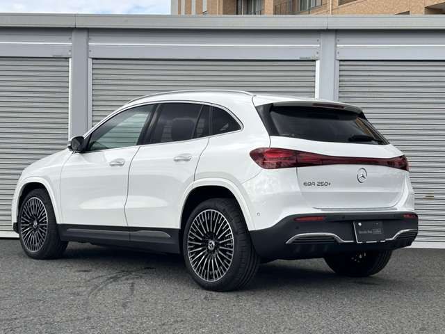 MERCEDES BENZ EQA 2024 Image 31