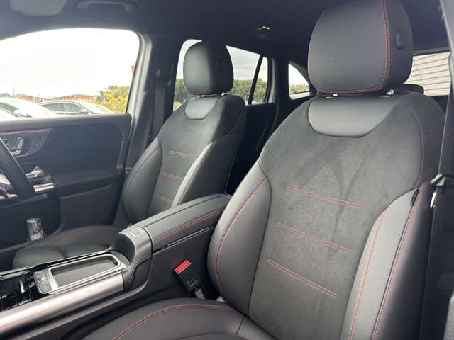 MERCEDES BENZ EQA 2024 Image 31