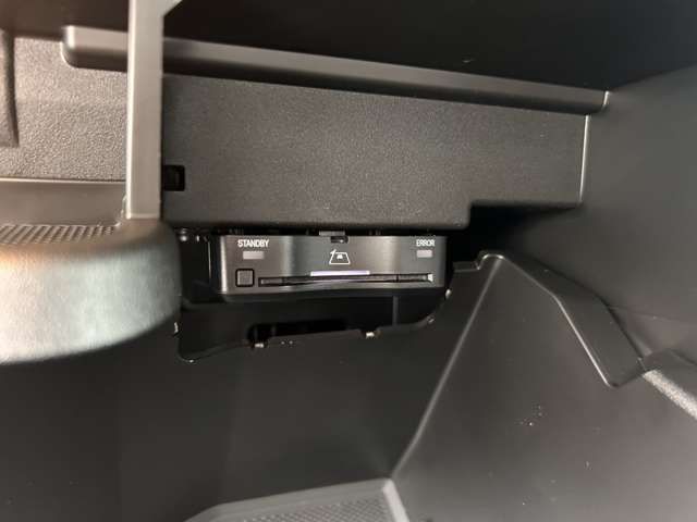 MERCEDES BENZ EQA 2024 Image 31