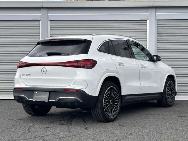 MERCEDES BENZ EQA 2024 Image 31