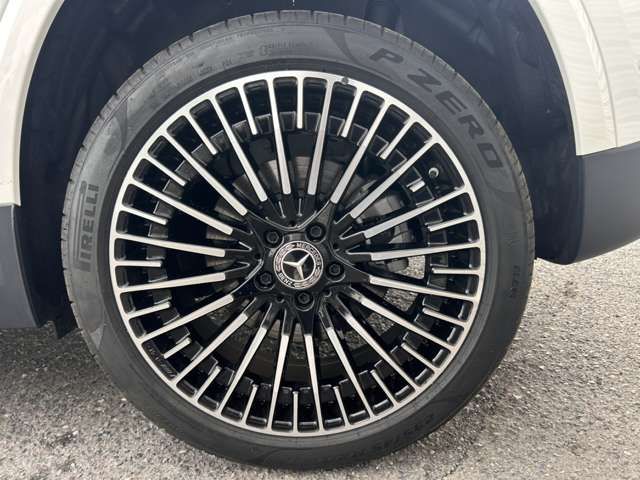 MERCEDES BENZ EQA 2024 Image 31