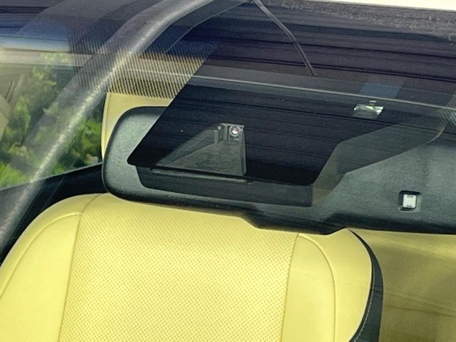 TOYOTA LEXUS NX300H 2016 Image 31