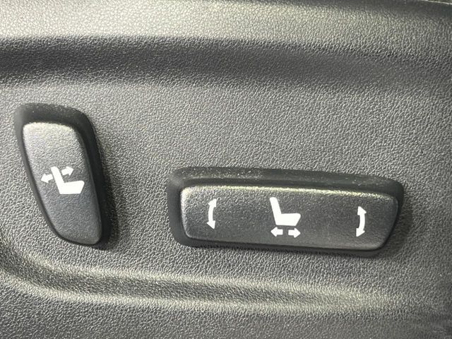 TOYOTA LEXUS NX300H 2016 Image 31