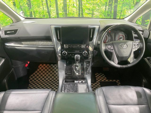 TOYOTA ALPHARD 2019 Image 31