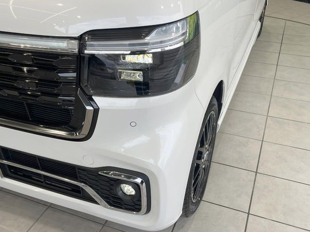 HONDA N BOX CUSTOM 2024 Image 31