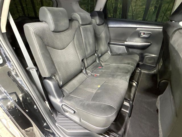 TOYOTA PRIUS ALPHA 2015 Image 31