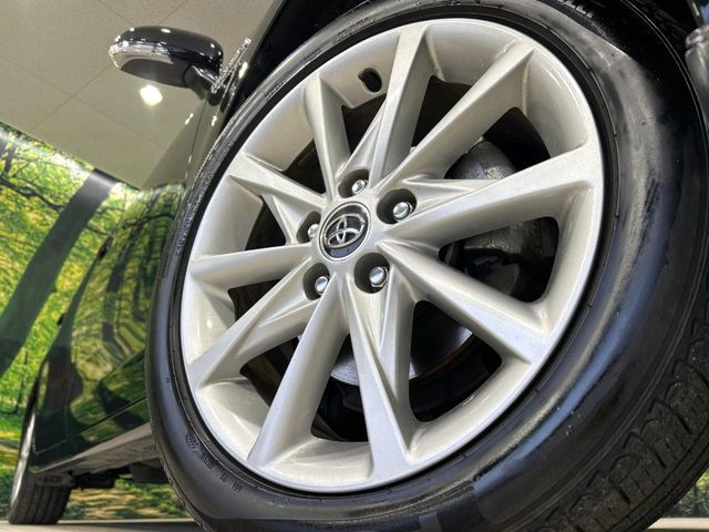 TOYOTA PRIUS ALPHA 2015 Image 31