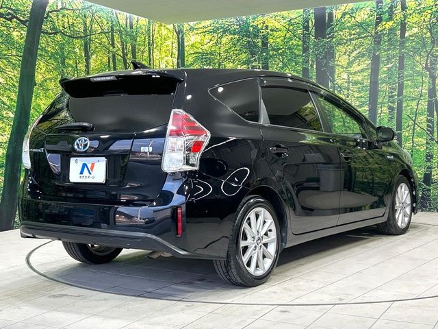 TOYOTA PRIUS ALPHA 2015 Image 31
