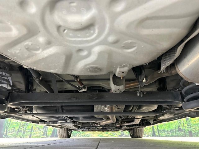 TOYOTA PRIUS ALPHA 2015 Image 31