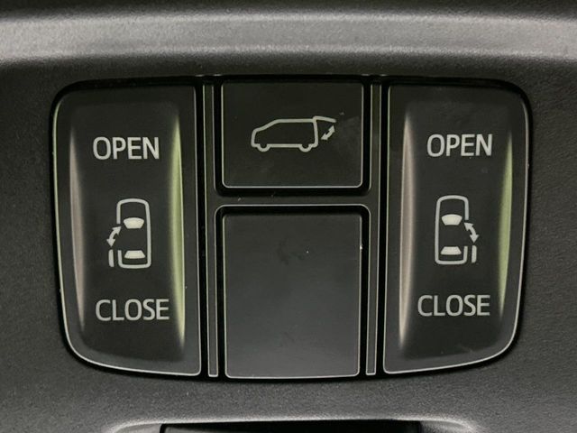 TOYOTA VELLFIRE 2017 Image 31