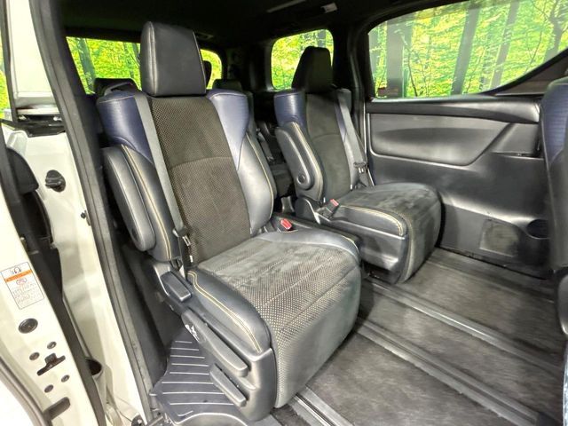 TOYOTA VELLFIRE 2017 Image 31