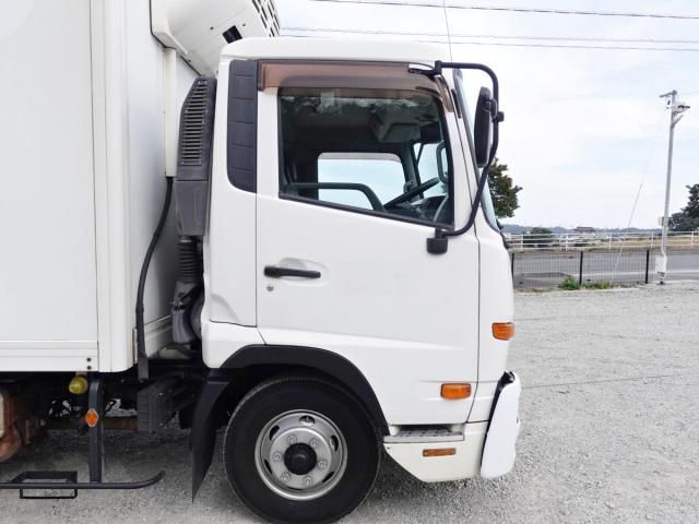 NISSAN DIESEL CONDOR 2013 Image 31