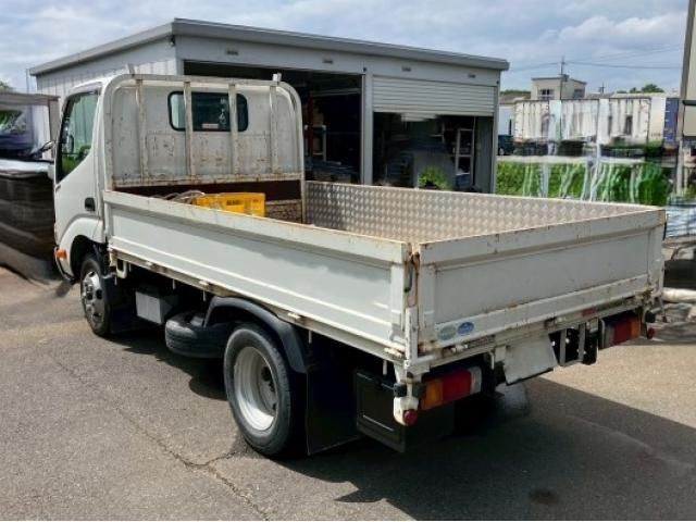 HINO DUTRO 2015 Image 31