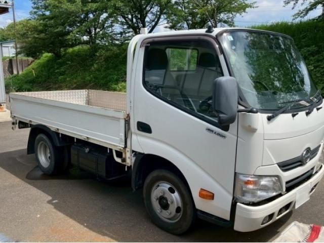 HINO DUTRO 2015 Image 31