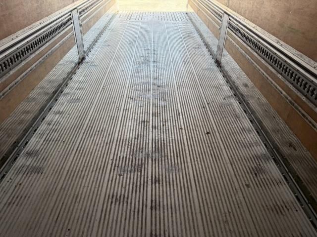 HINO PROFIA 2016 Image 31