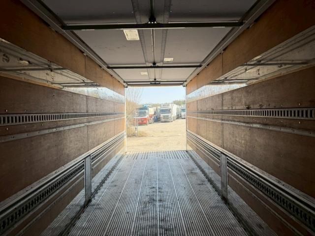 HINO PROFIA 2016 Image 31