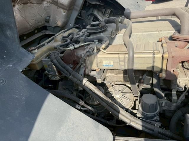 HINO PROFIA 2016 Image 31