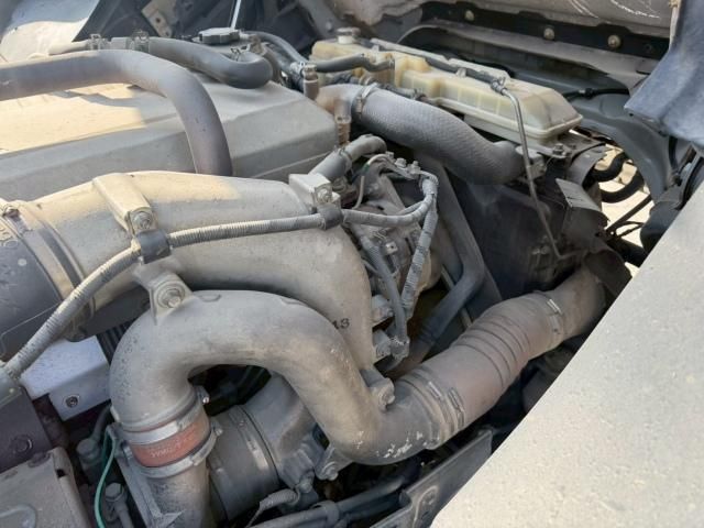 HINO PROFIA 2016 Image 31