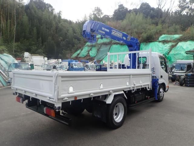 HINO DUTRO 2011 Image 31