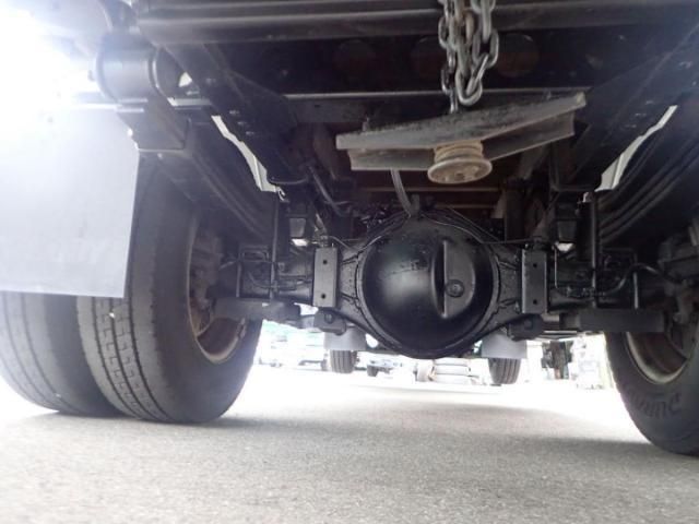 HINO DUTRO 2011 Image 31