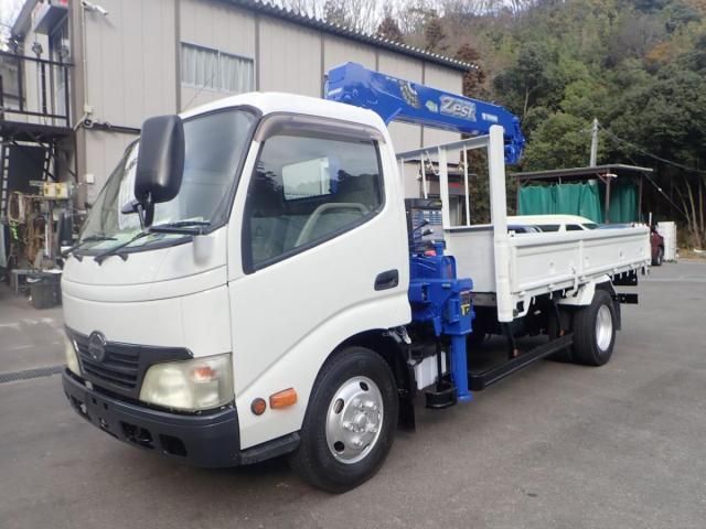 HINO DUTRO 2011 Image 31
