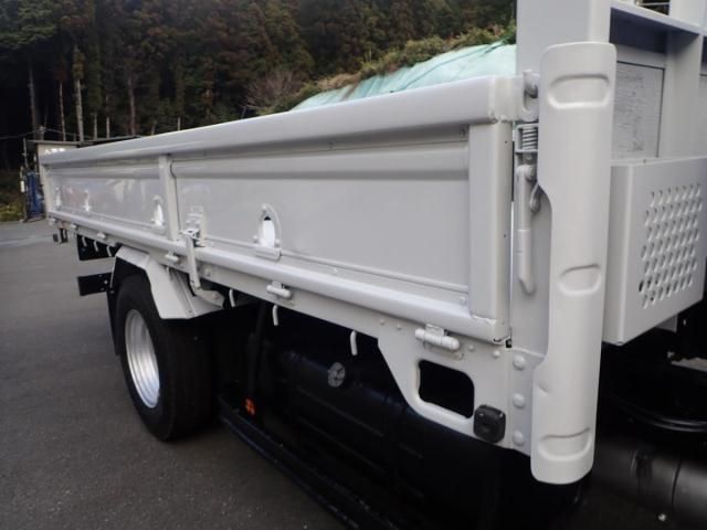 HINO DUTRO 2011 Image 31