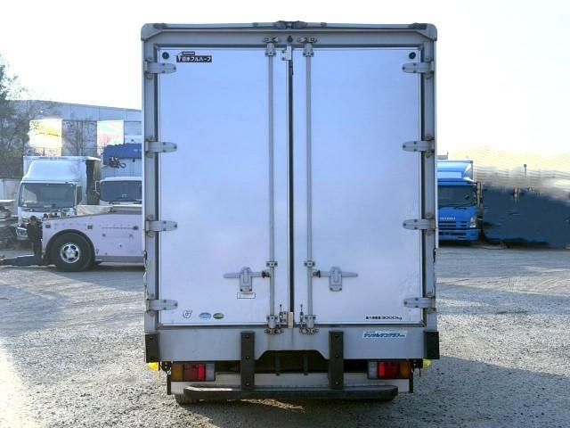 ISUZU ELF 2015 Image 31