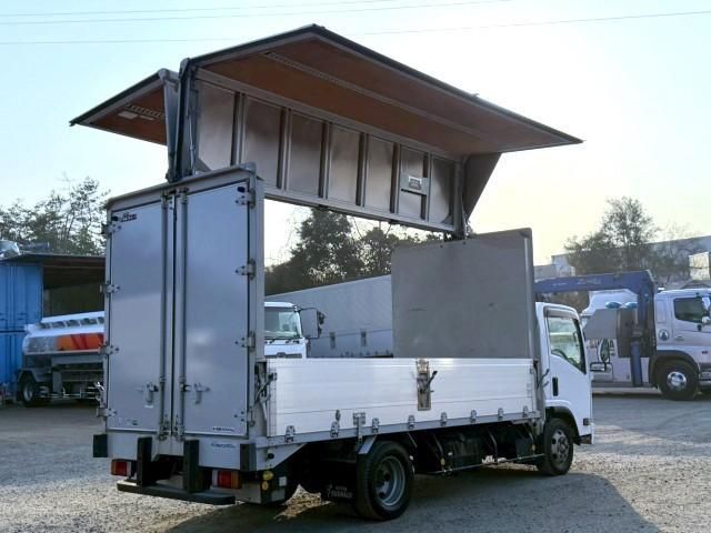 ISUZU ELF 2015 Image 31