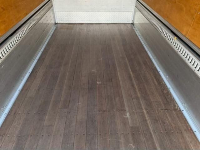 ISUZU ELF 2015 Image 31