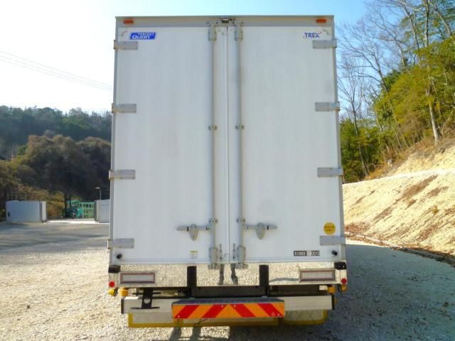 NISSAN DIESEL QUON 2018 Image 31