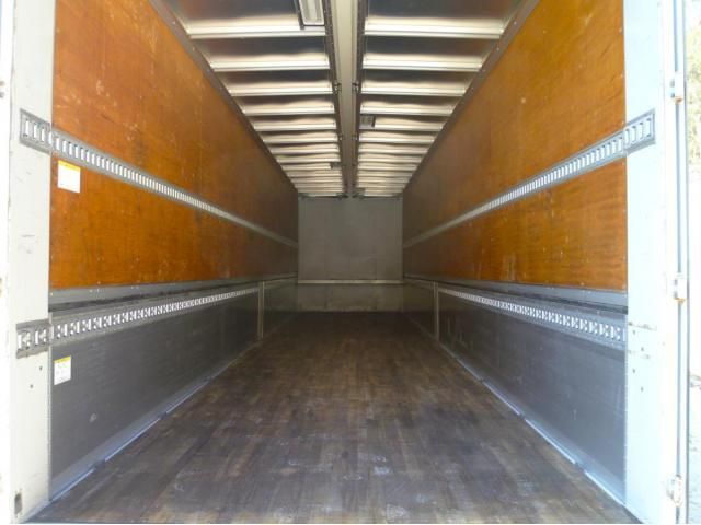 NISSAN DIESEL QUON 2018 Image 31